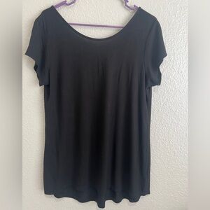 mercer & madison Black Short Sleeve Scoop Neck Top